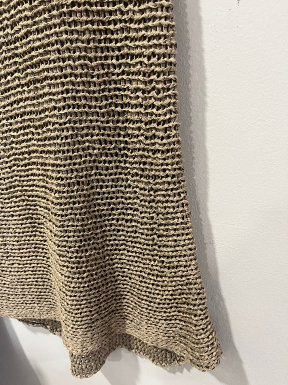 Vince Open-Weave Sleeveless Top in Taupe - Picture 4 of 8